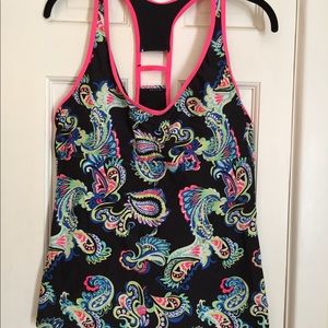 Beautiful paisley tankini. Excellent condition.